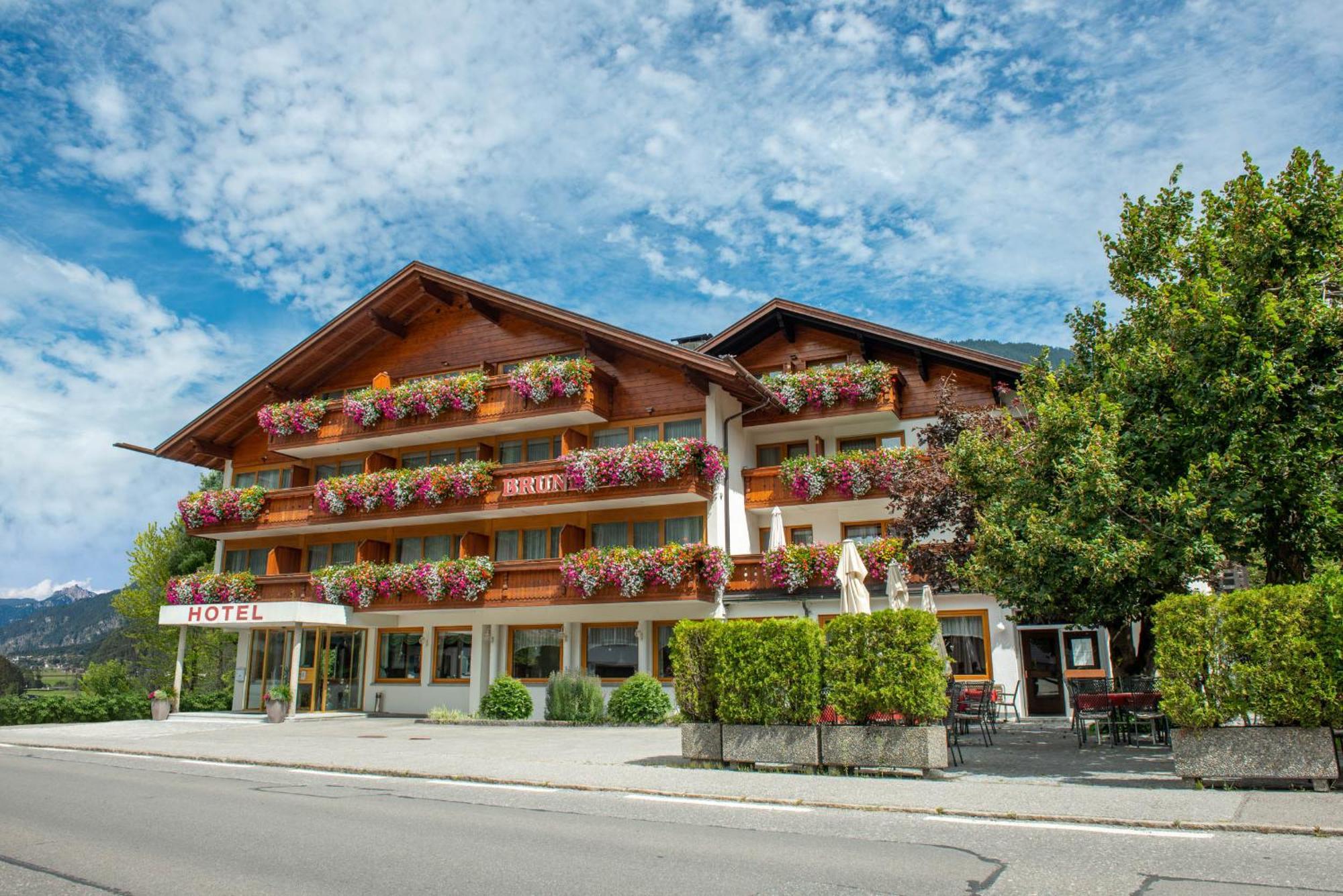 Hotel Brunella Vandans Dış mekan fotoğraf